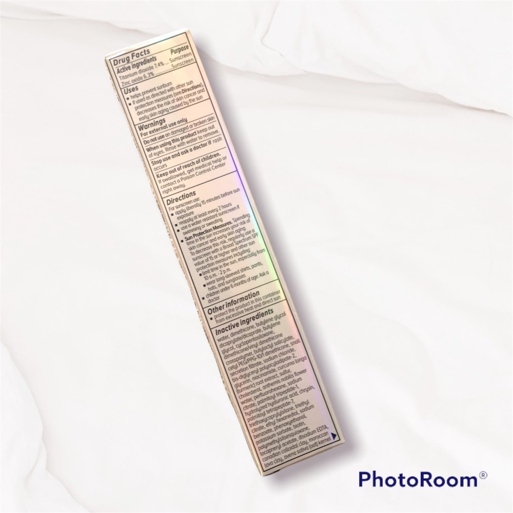 It Cosmetics Bye Bye CC+ Matte Foundation Light - Picture 4 of 6